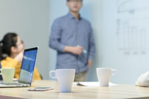 自考本科学历有什么条件要求？自考有没有快速拿证的方法​？