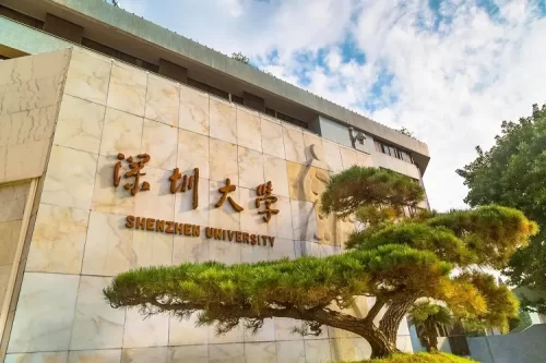 深大优课承接世界华人联合会（总会）教育委会出国学子国内课程培养
